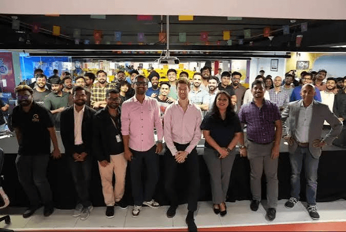 SI team group photo